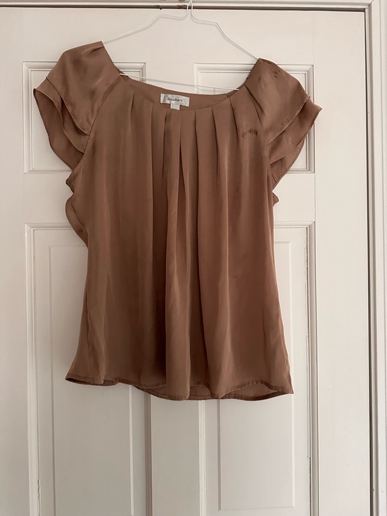 Dress Barn Tops - Dress Barn Satin Flutter Sleeve Blouse in Brown